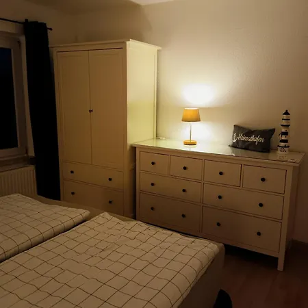 Zwergmoewe * Butjadingen